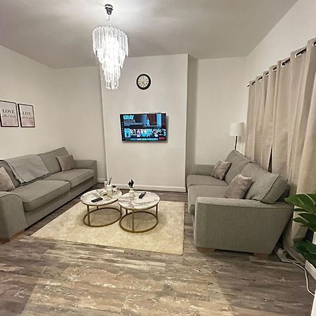 Lovely 5Br Home In Manchester. Close To The City 외부 사진