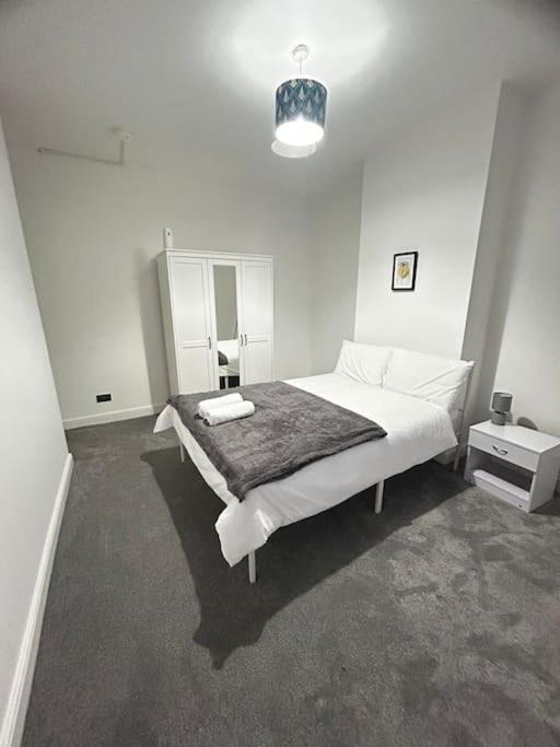 Lovely 5Br Home In Manchester. Close To The City 외부 사진
