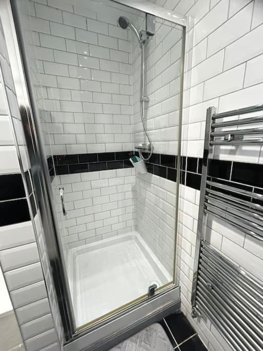 Lovely 5Br Home In Manchester. Close To The City 외부 사진