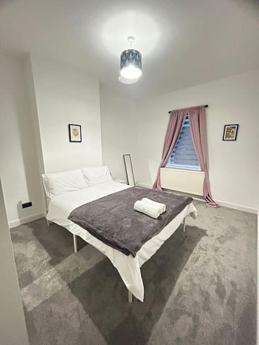 Lovely 5Br Home In Manchester. Close To The City 외부 사진